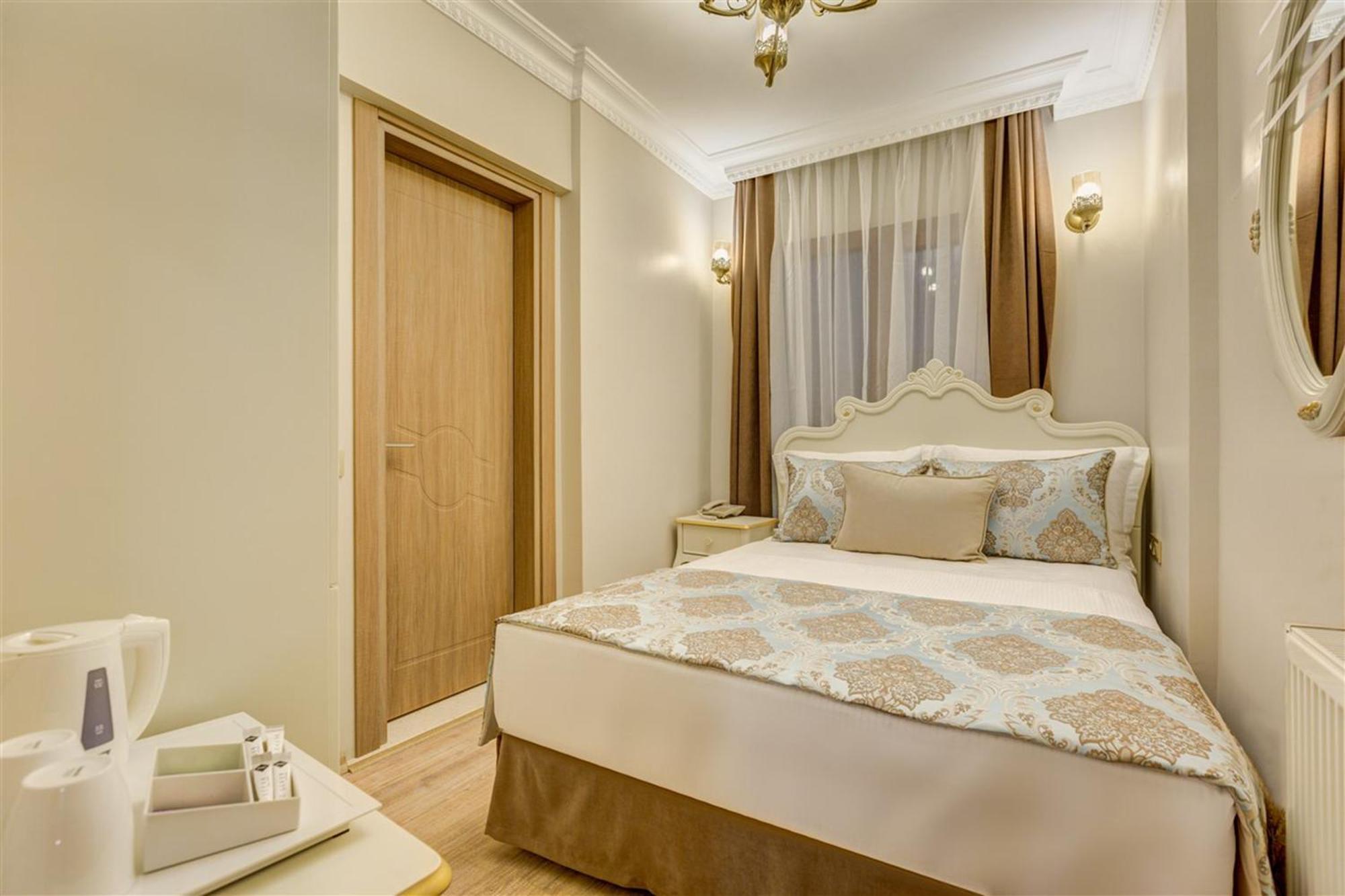 Cunda Ozerbey Konagi (Adults Only) Hotel Ayvalik Room photo